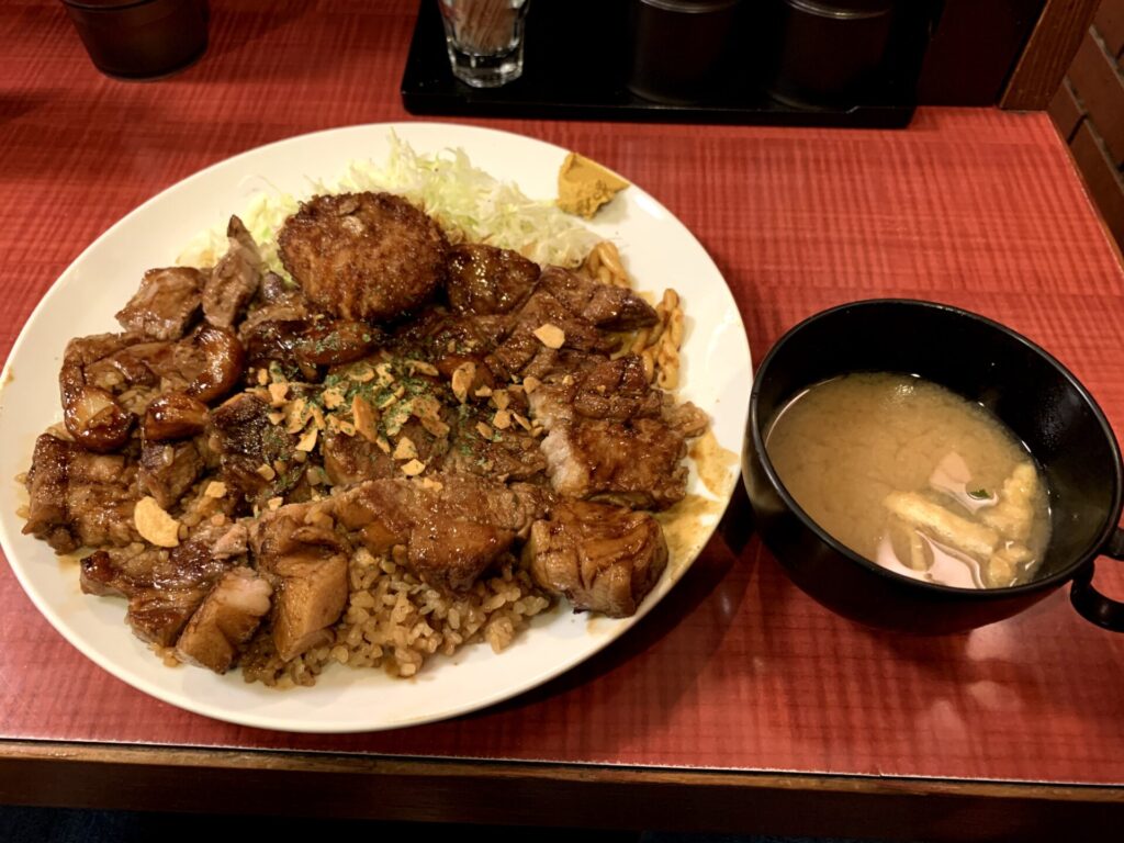 garibata double with meat cutlet1_HOMMACHI TONTEKI MINAMISEMBA