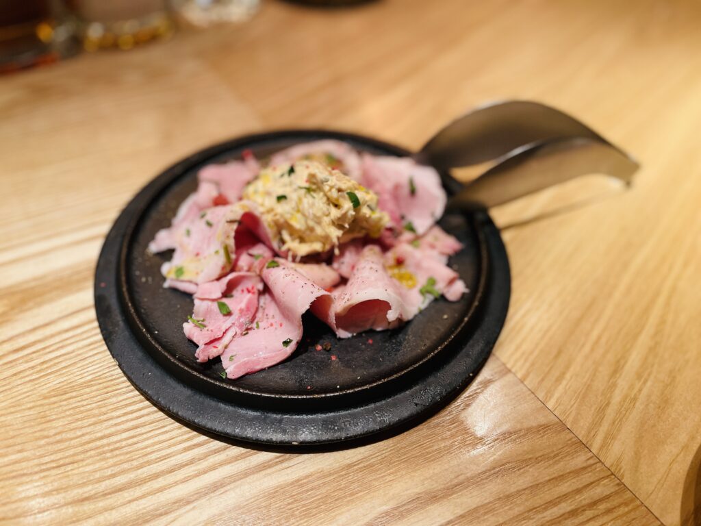 u(ウー)、堺筋本町、冷菜、ハム