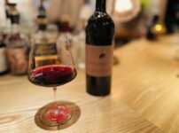 u(ウー)、堺筋本町、赤ワイン